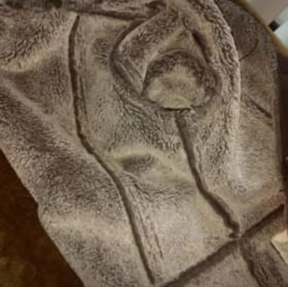 Fur coat - Picture 4 of 4